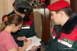 Льготы для служащих в пожарной части. Социальные выплаты и льготы сотрудникам мчс россии